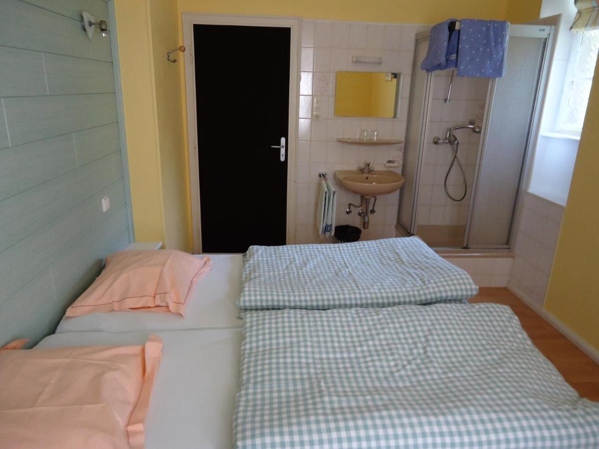 Hostellerie De La Vallee Heffingen Quarto foto